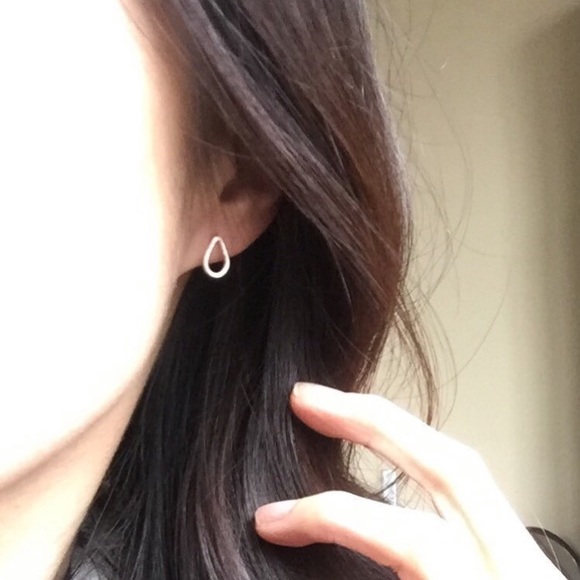 “It’s Raining, It’s Pouring” Rain/Teardrop Earring - Picture 4 of 13